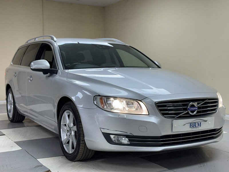 Volvo V70 2.4 D5 SE Lux Geartronic Euro 5 5dr 5dr Automatic 2024