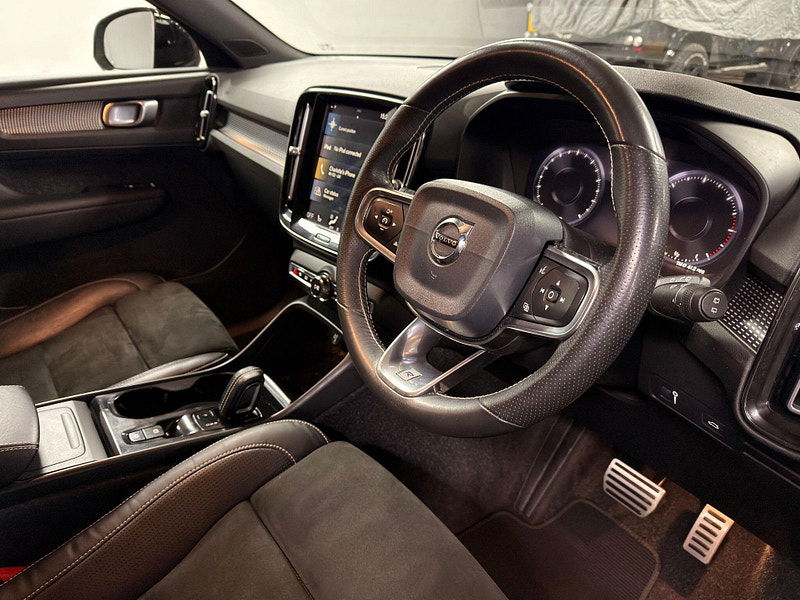 Volvo XC40 2.0 D3 R-Design Auto Euro 6 (s/s) 5dr 5dr Automatic 2026