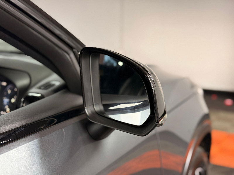 Volvo XC40 2.0 D3 R-Design Auto Euro 6 (s/s) 5dr 5dr Automatic 2026