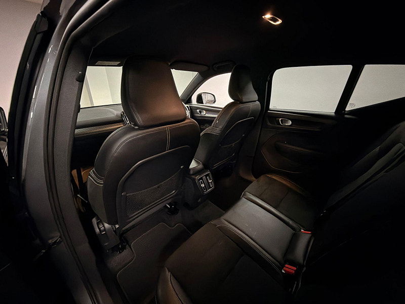 Volvo XC40 2.0 D3 R-Design Auto Euro 6 (s/s) 5dr 5dr Automatic 2026