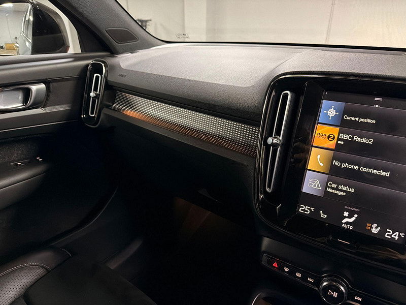 Volvo XC40 2.0 D3 R-Design Auto Euro 6 (s/s) 5dr 5dr Automatic 2026