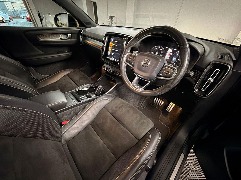 Volvo XC40 2.0 D3 R-Design Auto Euro 6 (s/s) 5dr 5dr Automatic 2026