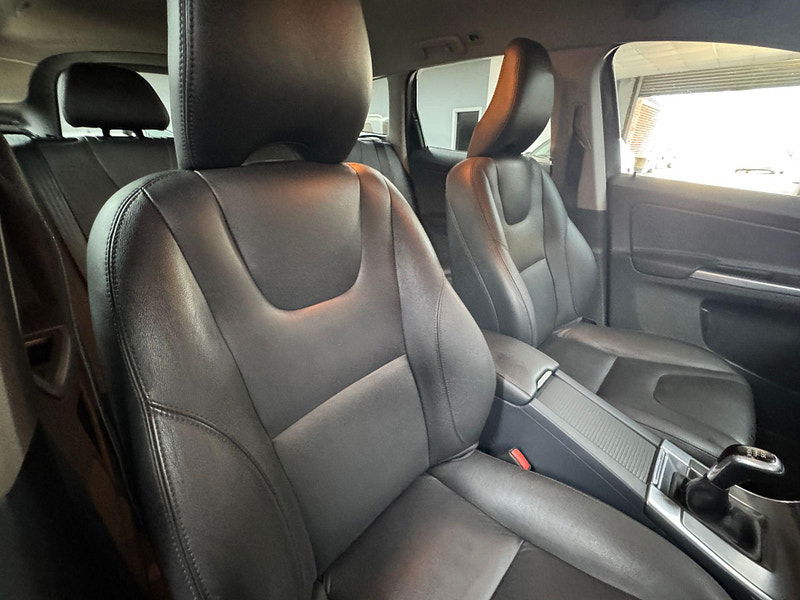 Volvo XC60 2.0 D4 SE Lux Nav Euro 6 (s/s) 5dr 5dr Manual 2025