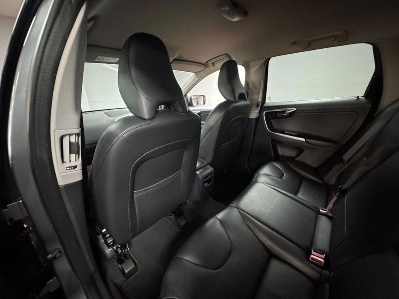 Volvo XC60 2.0 D4 SE Nav Auto Euro 6 (s/s) 5dr 5dr Automatic 2025