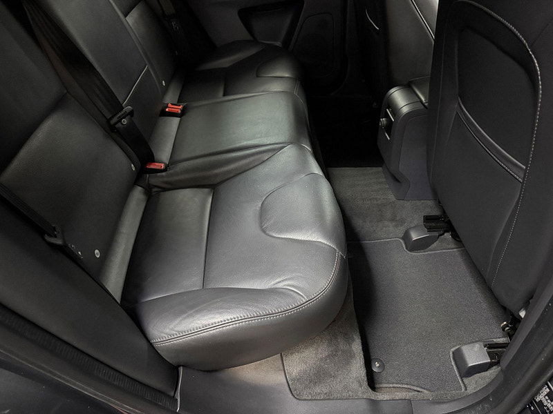 Volvo XC60 2.0 D4 SE Nav Auto Euro 6 (s/s) 5dr 5dr Automatic 2025