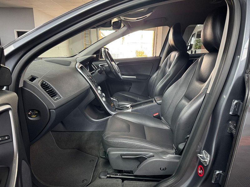 Volvo XC60 2.0 D4 SE Nav Auto Euro 6 (s/s) 5dr 5dr Automatic 2025