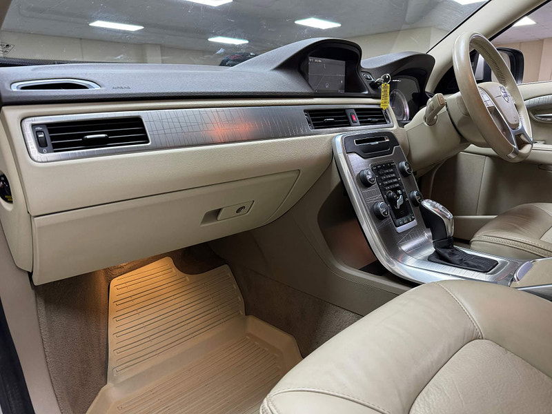 Volvo XC70 2.0 D4 SE Nav Geartronic Euro 5 5dr 5dr Automatic 2025