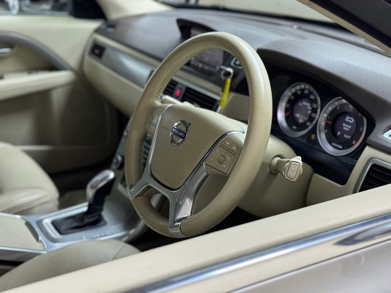 Volvo XC70 2.0 D4 SE Nav Geartronic Euro 5 5dr 5dr Automatic 2025