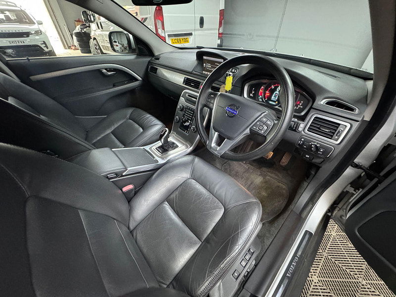 Volvo XC70 2.4 D4 SE Lux Geartronic AWD Euro 5 5dr 5dr Automatic 2025