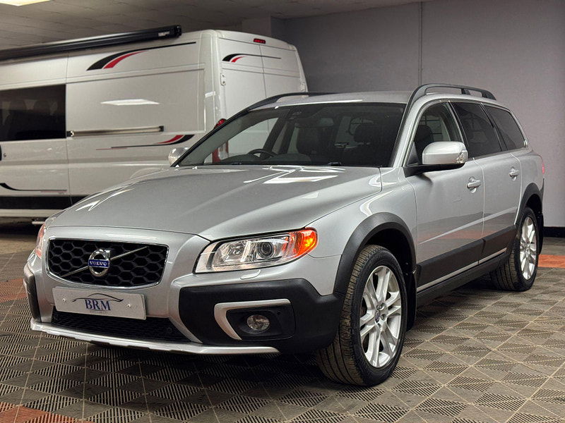 Volvo XC70 2.4 D4 SE Lux Geartronic AWD Euro 5 5dr 5dr Automatic 2025