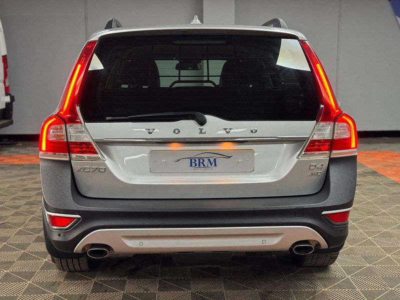 Volvo XC70 2.4 D4 SE Lux Geartronic AWD Euro 5 5dr 5dr Automatic 2025