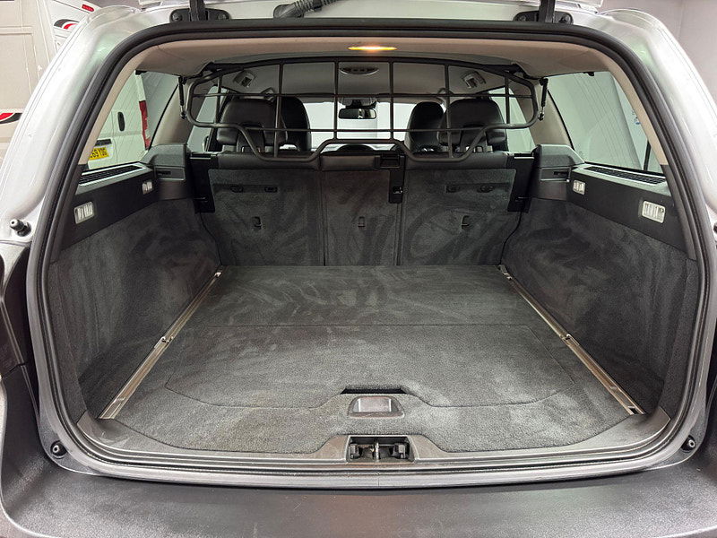 Volvo XC70 2.4 D4 SE Lux Geartronic AWD Euro 5 5dr 5dr Automatic 2025