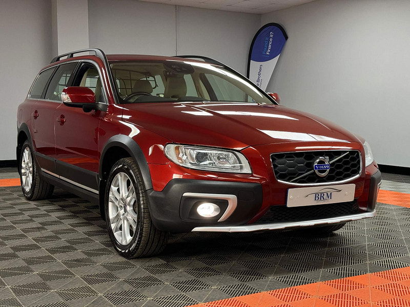 Volvo XC70 2.4 D5 SE Lux Geartronic AWD Euro 5 5dr 5dr Automatic 2024