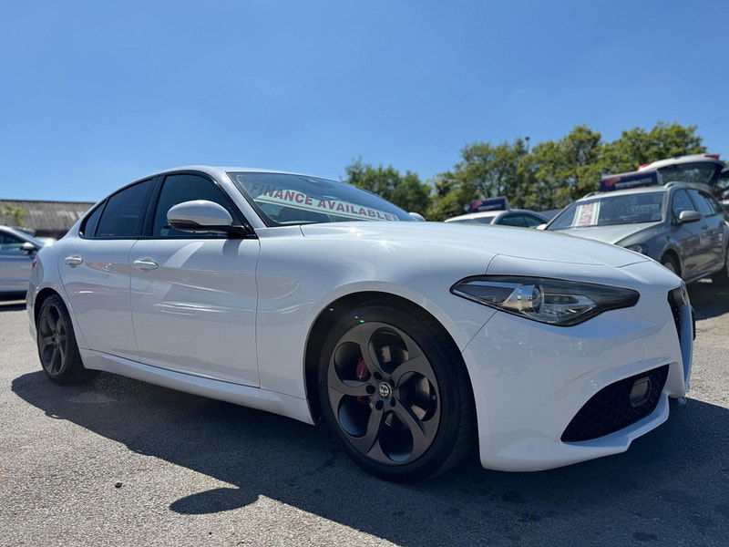 Alfa Romeo Giulia 2.2 TD Speciale Auto Euro 6 (s/s) 4dr 4dr Automatic 2025