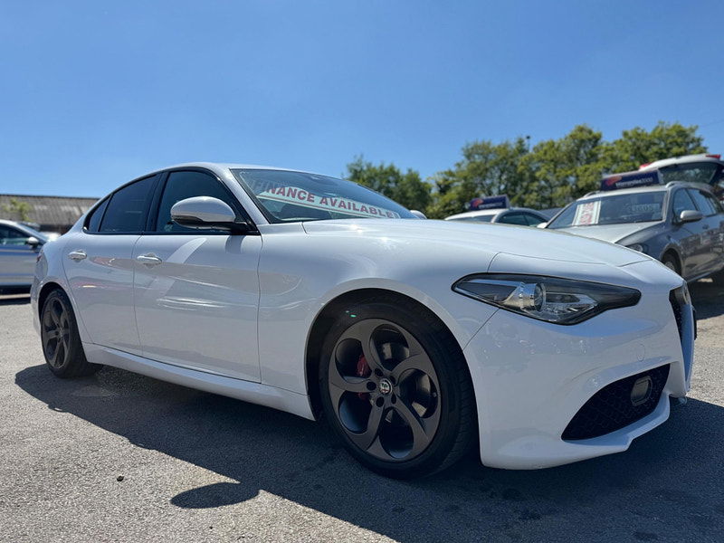 Alfa Romeo Giulia 2.2 TD Speciale Auto Euro 6 (s/s) 4dr 4dr Automatic 2025