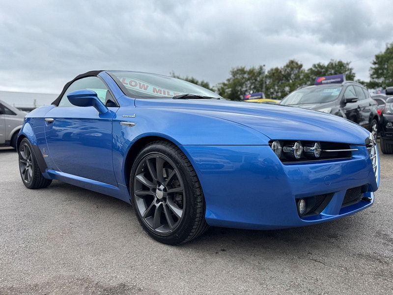 Alfa Romeo Spider 2.2 JTS 2dr 2dr Manual 2025