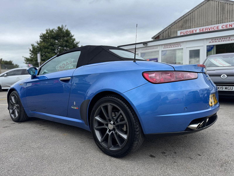 Alfa Romeo Spider 2.2 JTS 2dr 2dr Manual 2025