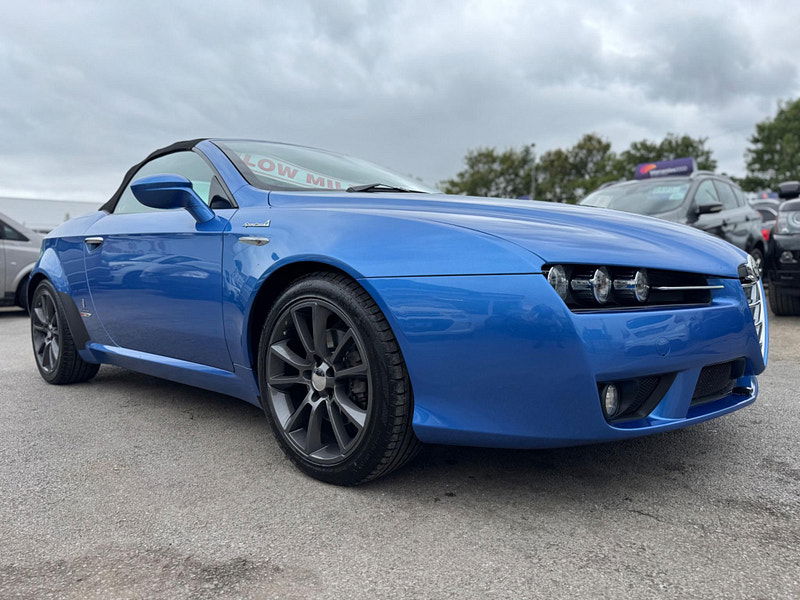 Alfa Romeo Spider 2.2 JTS 2dr 2dr Manual 2025