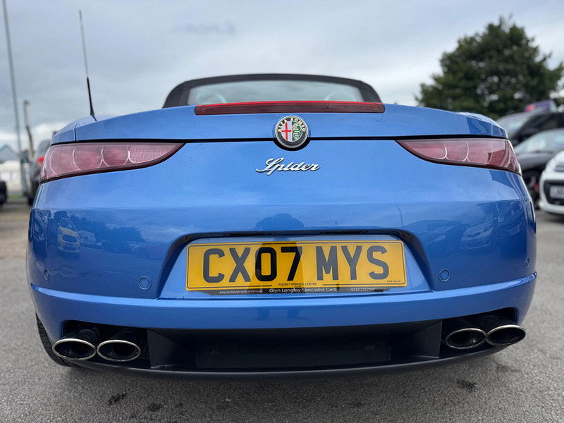 Alfa Romeo Spider 2.2 JTS 2dr 2dr Manual 2025