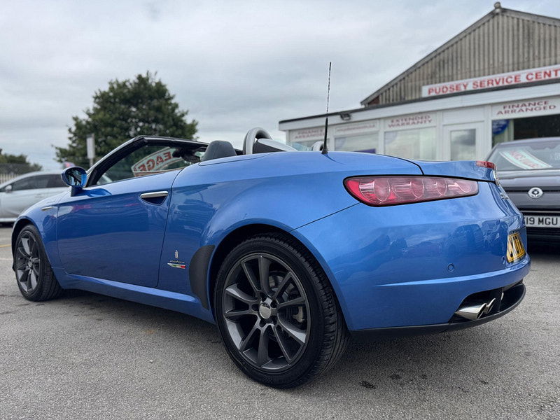 Alfa Romeo Spider 2.2 JTS 2dr 2dr Manual 2025