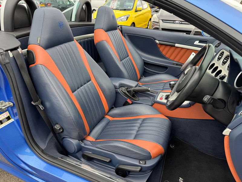 Alfa Romeo Spider 2.2 JTS 2dr 2dr Manual 2025