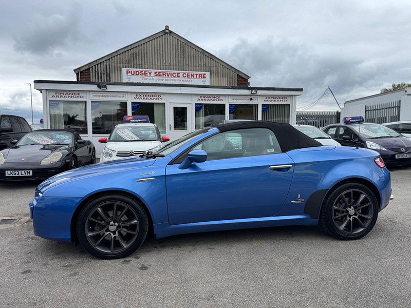 Alfa Romeo Spider 2.2 JTS 2dr 2dr Manual 2025