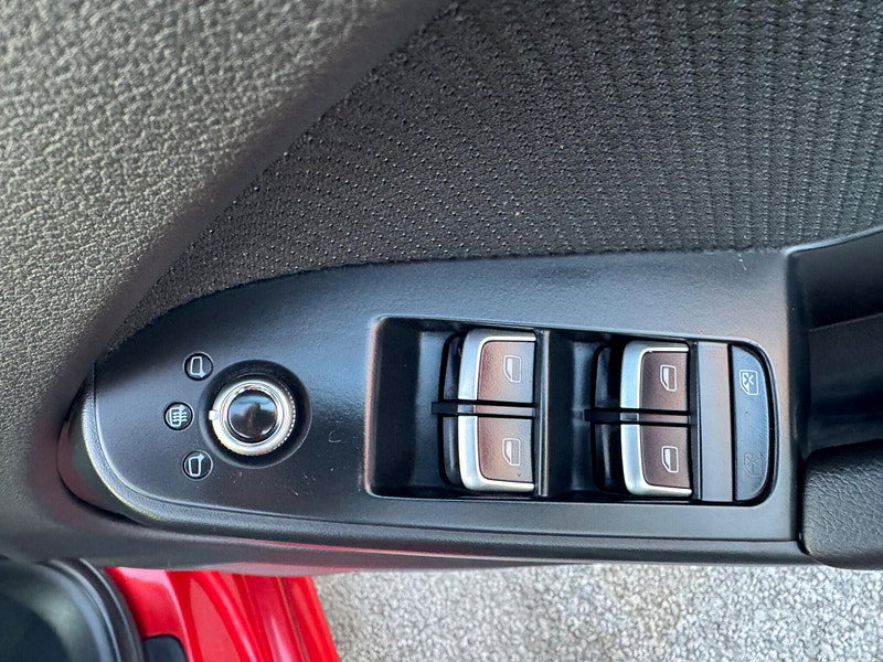 Audi A4 2.0 TDI Black Edition Saloon 4dr Diesel Manual quattro Euro 5 (s/s) (177 ps) 4dr Manual 2026