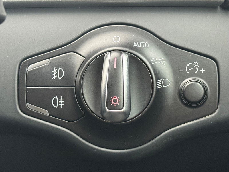 Audi A4 allroad 2.0 TDI Estate 5dr Diesel Manual quattro Euro 5 (170 ps) 5dr Manual 2025