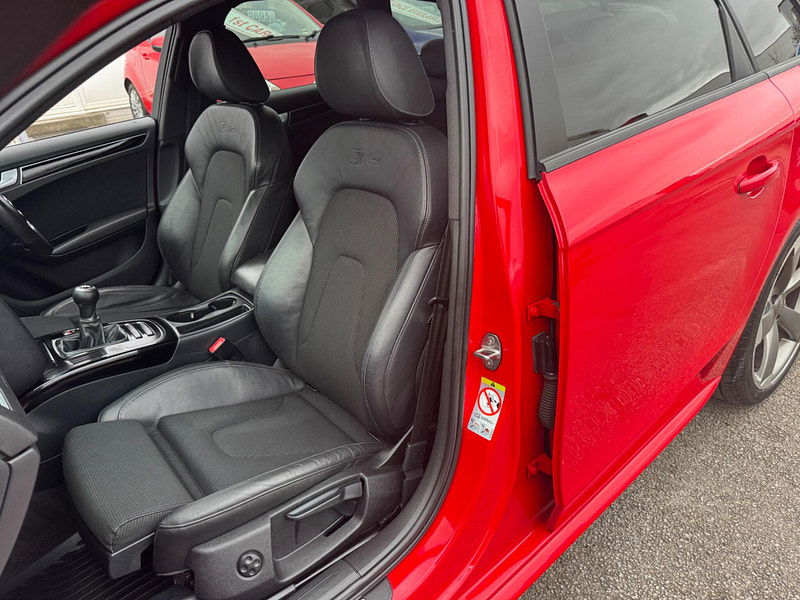 Audi A4 Avant 2.0 TDI Black Edition Euro 5 (s/s) 5dr 5dr Manual 2026