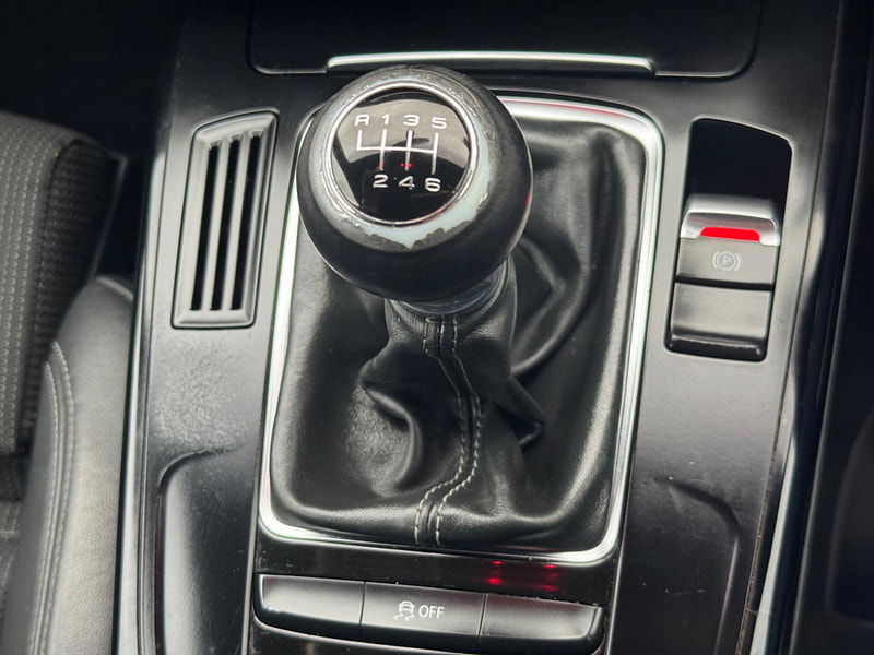 Audi A4 Avant 2.0 TDI Black Edition Euro 5 (s/s) 5dr 5dr Manual 2026