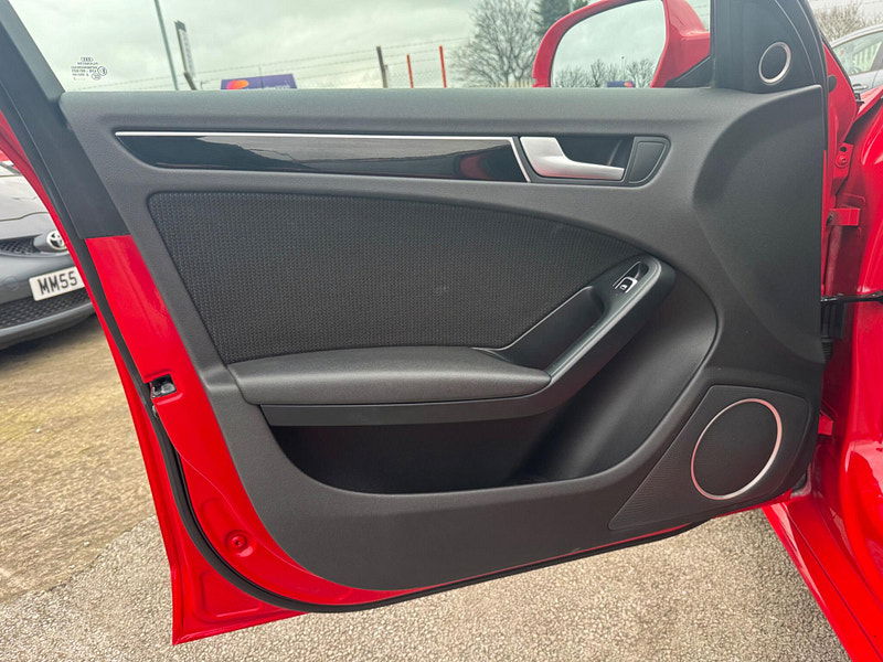 Audi A4 Avant 2.0 TDI Black Edition Euro 5 (s/s) 5dr 5dr Manual 2026