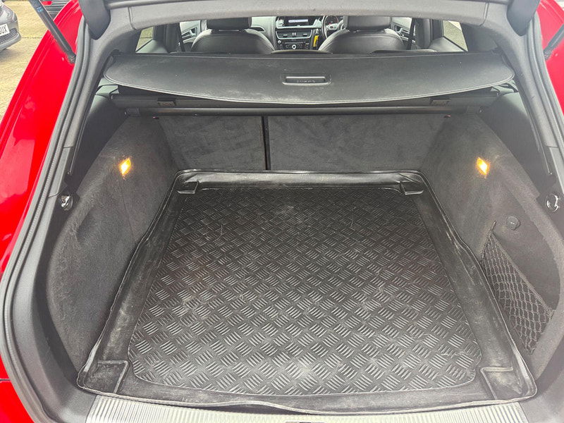 Audi A4 Avant 2.0 TDI Black Edition Euro 5 (s/s) 5dr 5dr Manual 2026