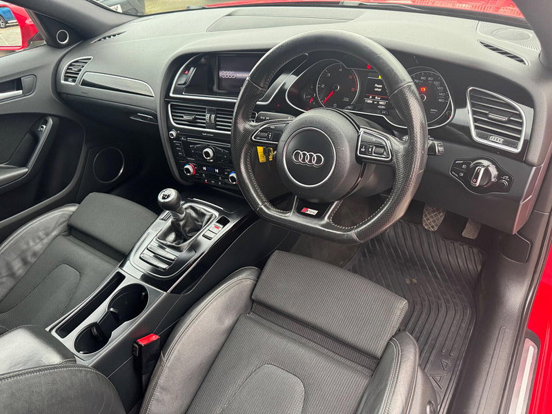 Audi A4 Avant 2.0 TDI Black Edition Euro 5 (s/s) 5dr 5dr Manual 2026