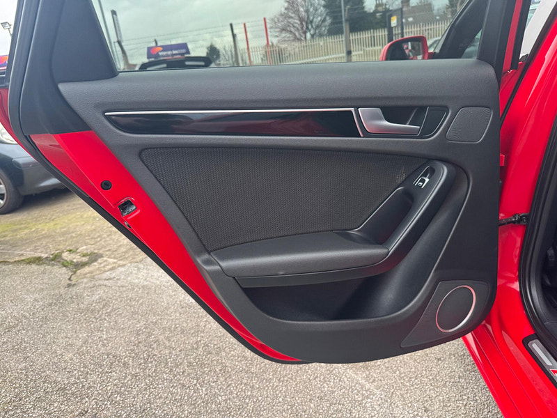 Audi A4 Avant 2.0 TDI Black Edition Euro 5 (s/s) 5dr 5dr Manual 2026