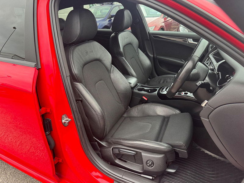 Audi A4 Avant 2.0 TDI Black Edition Euro 5 (s/s) 5dr 5dr Manual 2026