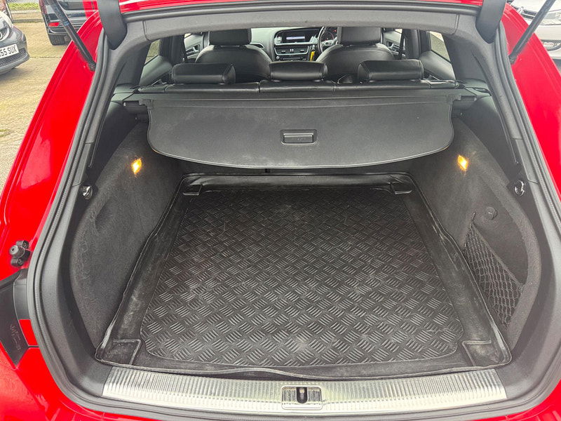 Audi A4 Avant 2.0 TDI Black Edition Euro 5 (s/s) 5dr 5dr Manual 2026