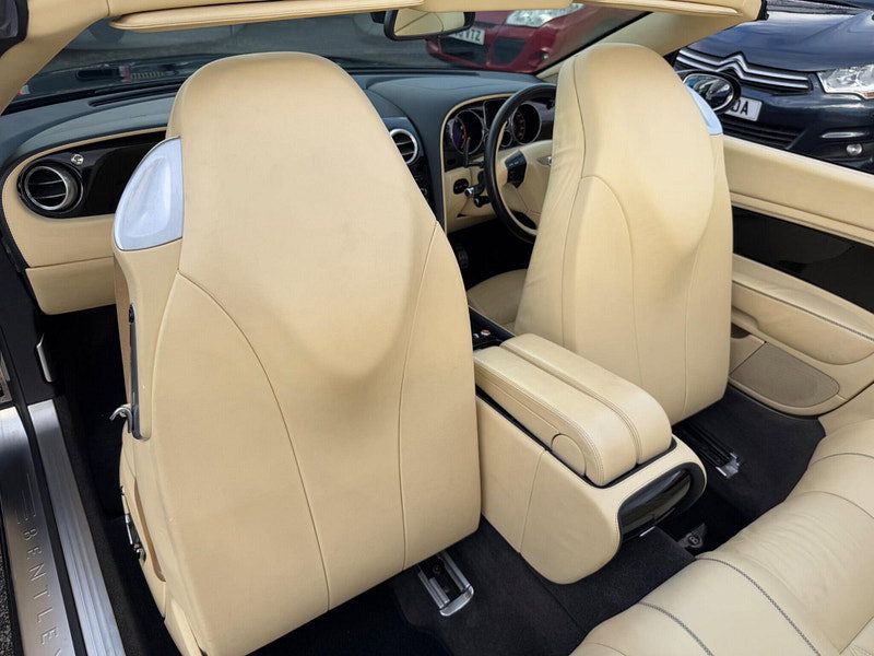 Bentley Continental 6.0 W12 GTC Auto 4WD Euro 4 2dr 2dr Automatic 2026