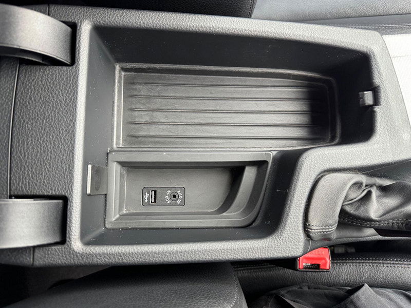 BMW 3 Series 2.0 318d M Sport Euro 5 (s/s) 4dr 4dr Manual 2025