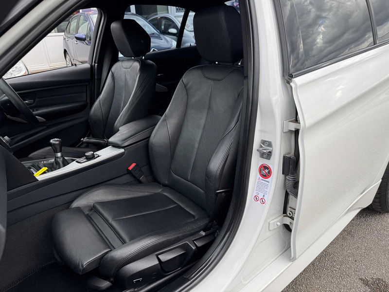 BMW 3 Series 2.0 318d M Sport Euro 5 (s/s) 4dr 4dr Manual 2025