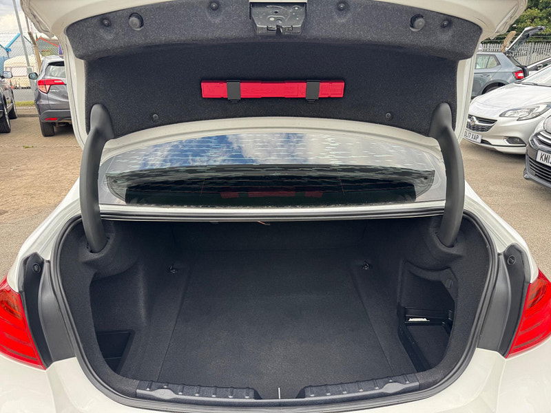 BMW 3 Series 2.0 318d M Sport Euro 5 (s/s) 4dr 4dr Manual 2025