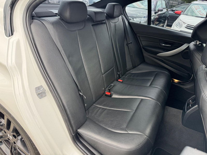 BMW 3 Series 2.0 318d M Sport Euro 5 (s/s) 4dr 4dr Manual 2025