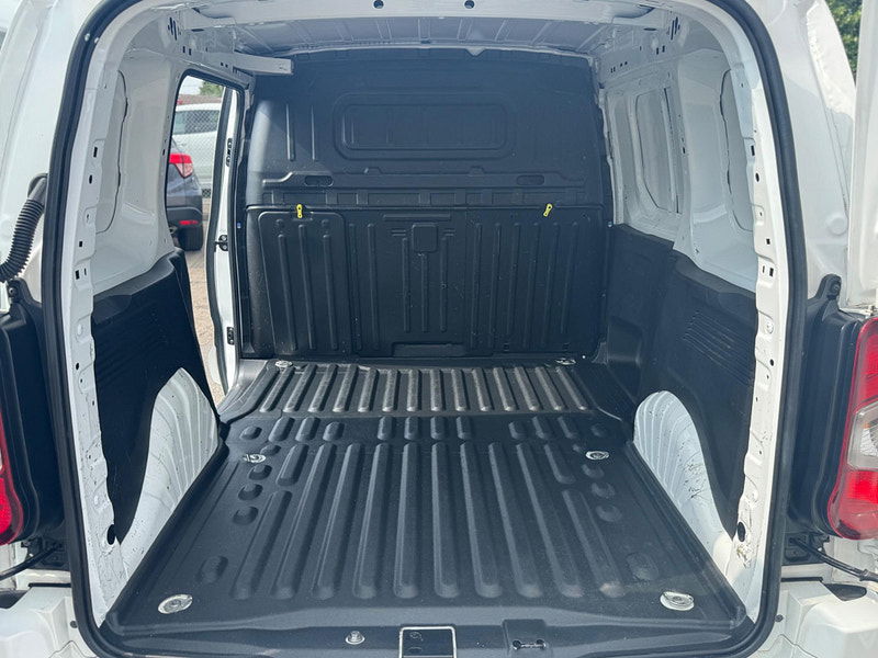 Citroen Berlingo 1.5 BlueHDi 1000 Driver M SWB Euro 6 (s/s) 5dr 5dr Manual 2025