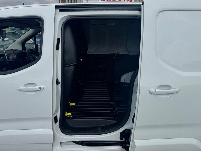 Citroen Berlingo 1.5 BlueHDi 1000 Driver M SWB Euro 6 (s/s) 5dr 5dr Manual 2025