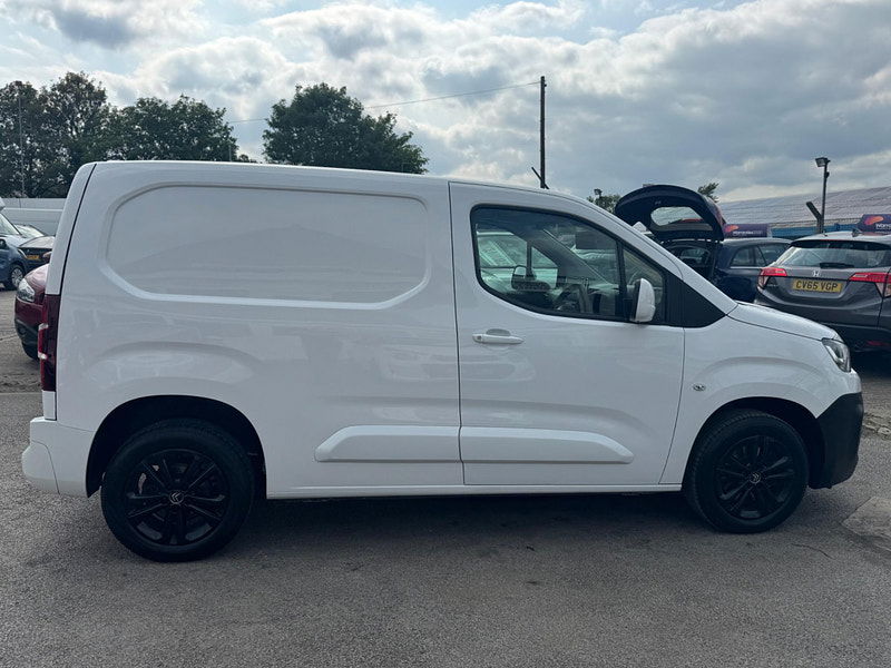 Citroen Berlingo 1.5 BlueHDi 1000 Driver M SWB Euro 6 (s/s) 5dr 5dr Manual 2025