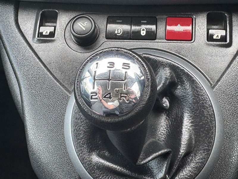 Citroen Berlingo 1.6 HDi VTR Multispace MPV Euro 4 5dr 5dr Manual 2025