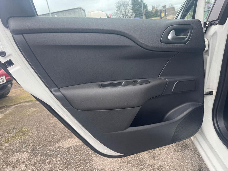 Citroen C4 1.6 BlueHDi Flair EAT6 Euro 6 (s/s) 5dr 5dr Automatic 2026