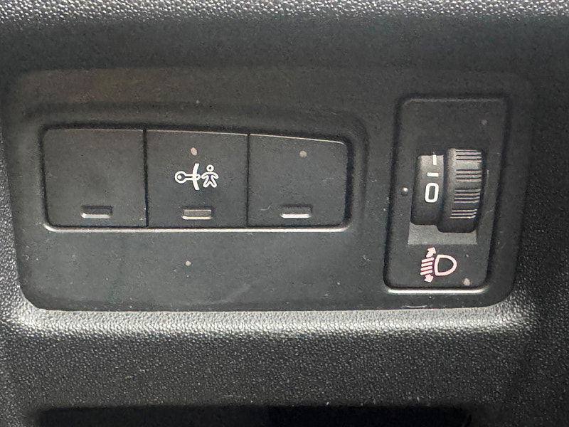 Citroen C4 1.6 BlueHDi Flair EAT6 Euro 6 (s/s) 5dr 5dr Automatic 2026