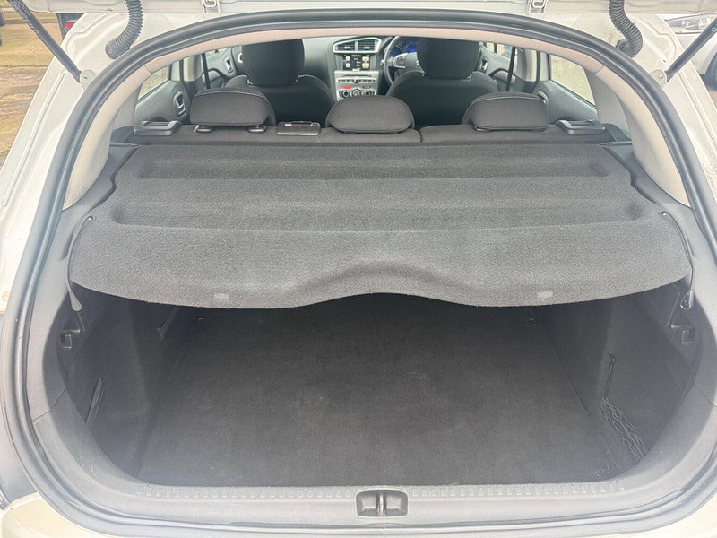 Citroen C4 1.6 BlueHDi Flair EAT6 Euro 6 (s/s) 5dr 5dr Automatic 2026