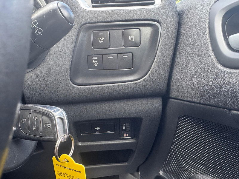 Citroen C4 1.6 HDi VTR+ Euro 5 5dr 5dr Manual 2025