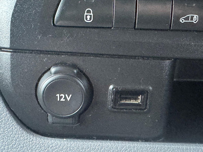 Citroen Dispatch 1.6 BlueHDi 1000 Enterprise M FWD 2 Euro 6 (s/s) 6dr 6dr Manual 2026